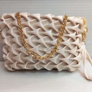 Girls’ Quilted PU Leather Shoulder Bag – Elegant Geometric Design with Golden Chain Strap by Beauty of HandBags
